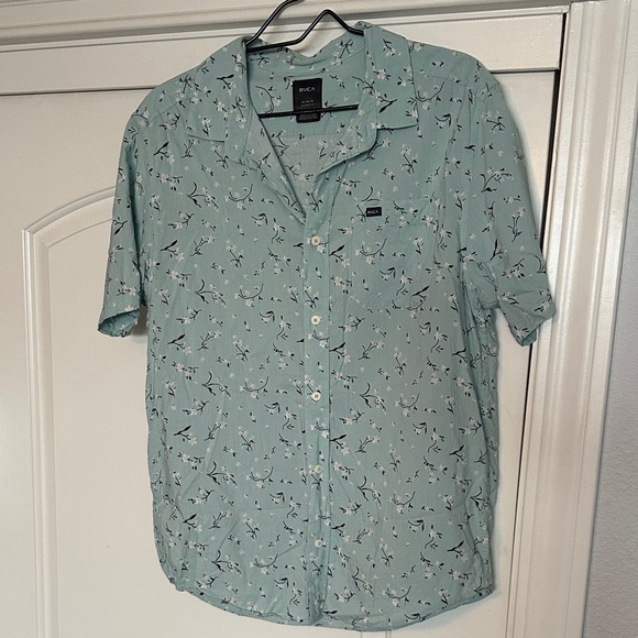 RVCA Other - RVCA Button Down Shirt